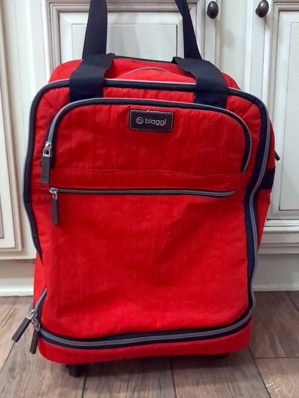 Biaggi Rolling Red Spinner Carry-On Duffle bag luggage foldable Microfold Zipsak